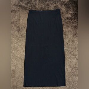 Long black maxi skirt